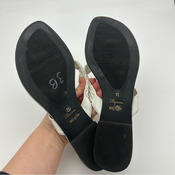 Vintage Tropical Hawaiian Beach Flip Flop Sandals - Picture 3 of 3